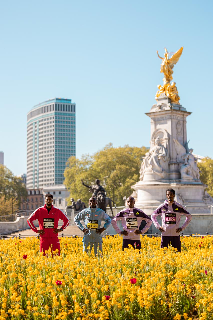 Men's elite athletes at Victoria Memorial, TCS London Marathon 2026